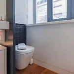 Modern And Bright By Lovelystay Lisbon