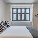 Modern And Bright By Lovelystay Apartment Lisbon