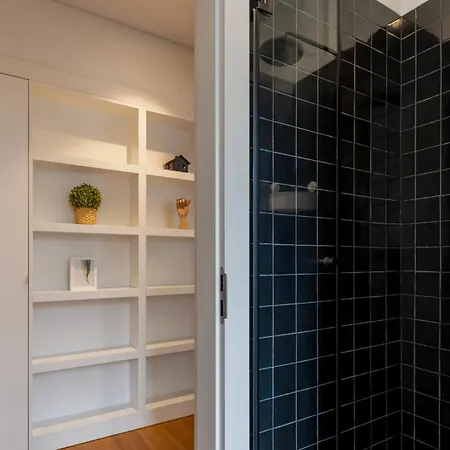 Modern And Bright By Lovelystay Lejlighed