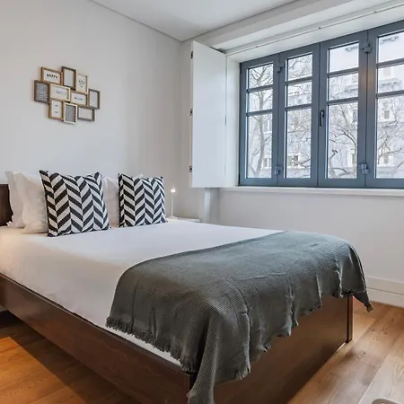 Modern And Bright By Lovelystay