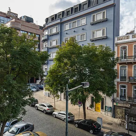 Modern And Bright By Lovelystay Lissabon