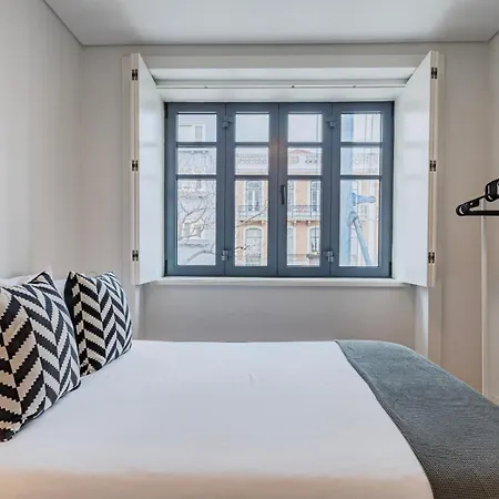 Modern And Bright By Lovelystay Appartamento Lisbona